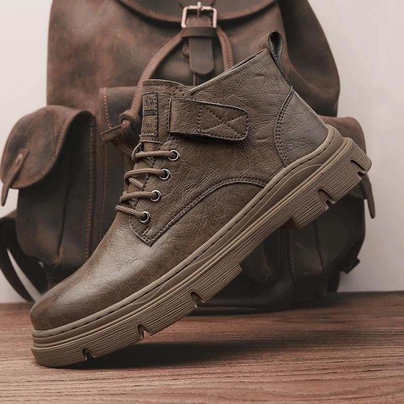 Men's Genuine Leather British Style Short Boots  Mid Top Men's Shoes   Autumn and Winter Men's High Top Leather Shoes