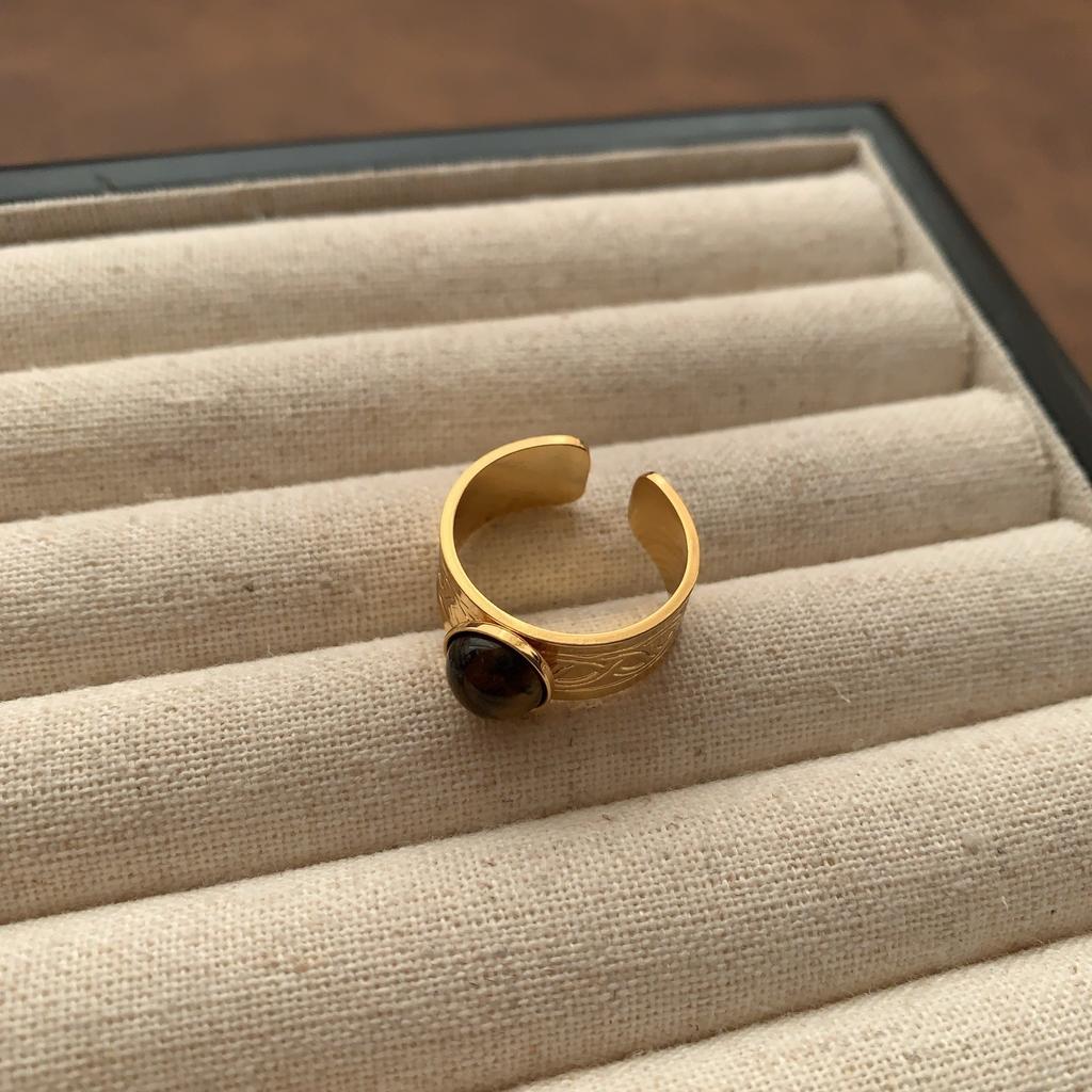 Welfare Cold Wind Resin Ring Zircon Ring Versatile Spiral Ring Fashionable Personality Women