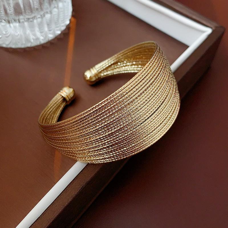 Minimalist Gold Plated Metal Multi-Layer Open Cuff Bracelet Women Elegant Stackable Jewelry With Geometric Circle Design
