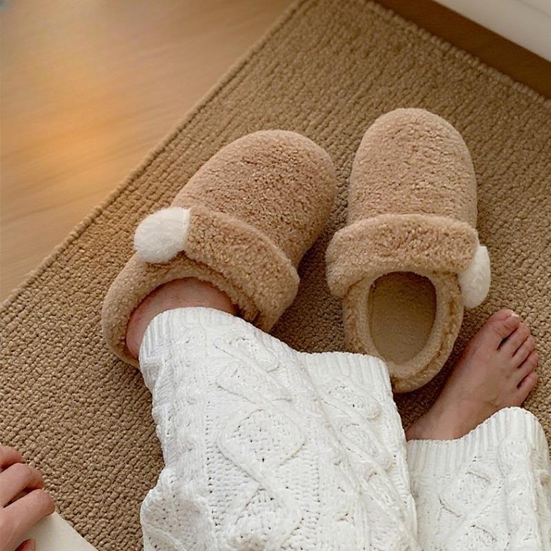 Simple Outerwear, Comfortable and Cute Home Cotton Slippers, Women's Warm and Comfortable Woolen Shoes