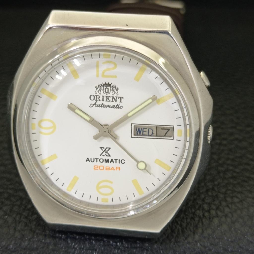 VINTAGE ORIENT AUTOMATIC 46941 JAPAN MENS WHITE COLOR DIAL WATCH A500741-5 R154-a500741