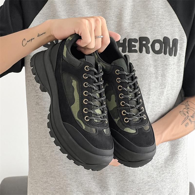 

Hiking shoes men s outdoor hiking shoes retro tooling shoes trend thick sole heightening sports and leisure shoes hiking men s shoes 44 камуфляжний
