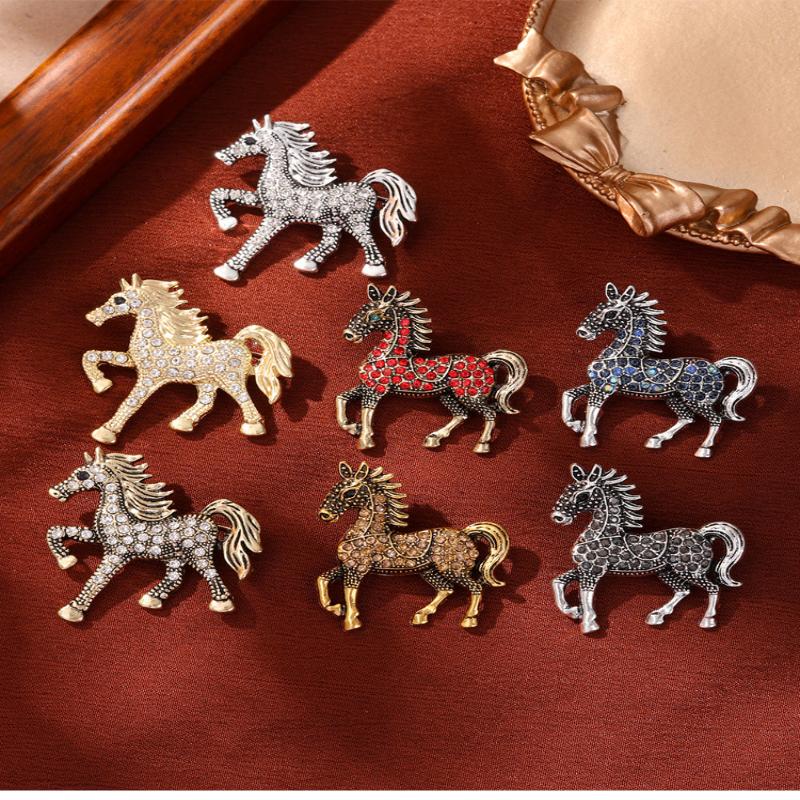 Classic Rhinestone Horse Brooches For Women Zodiac Animal Lapel Pins Casual Party Accessories New Year Gifts Friends