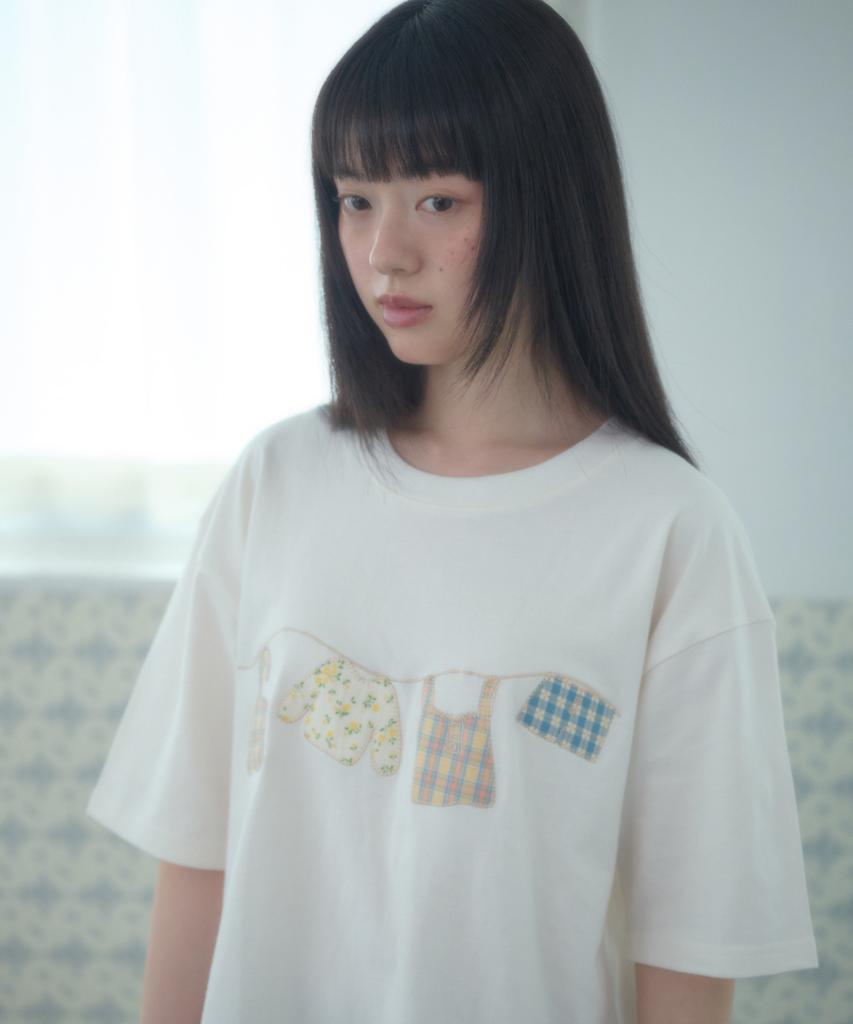 AMBLER A Clothes Line Applique Embroidery Short Sleeve T-Shirt As1310 (Ivory)