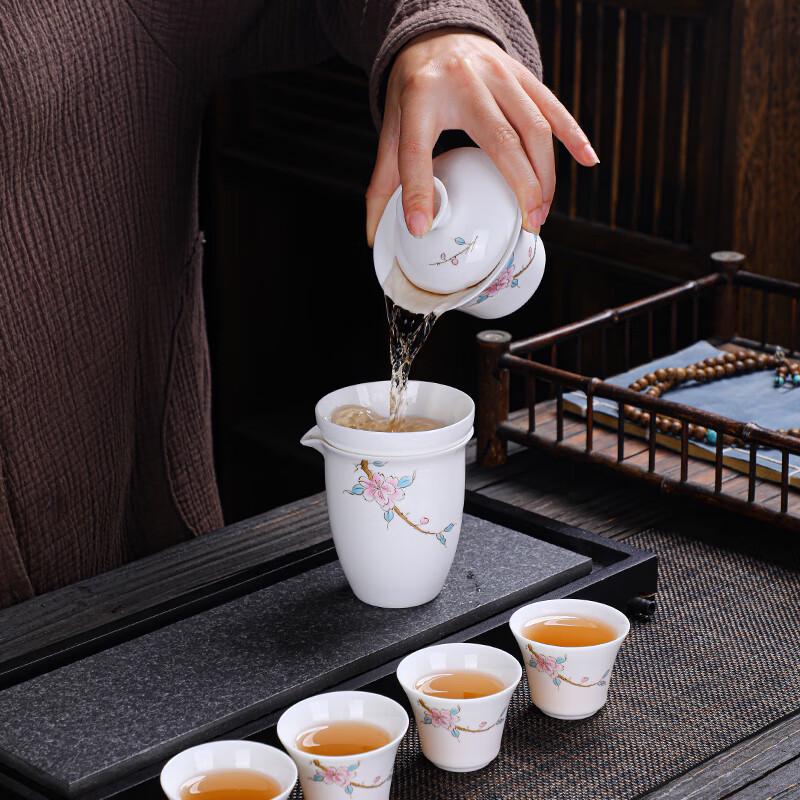 

Tuopai 10-Piece Chinese Mutton-Fat Jade Porcelain Tea Set