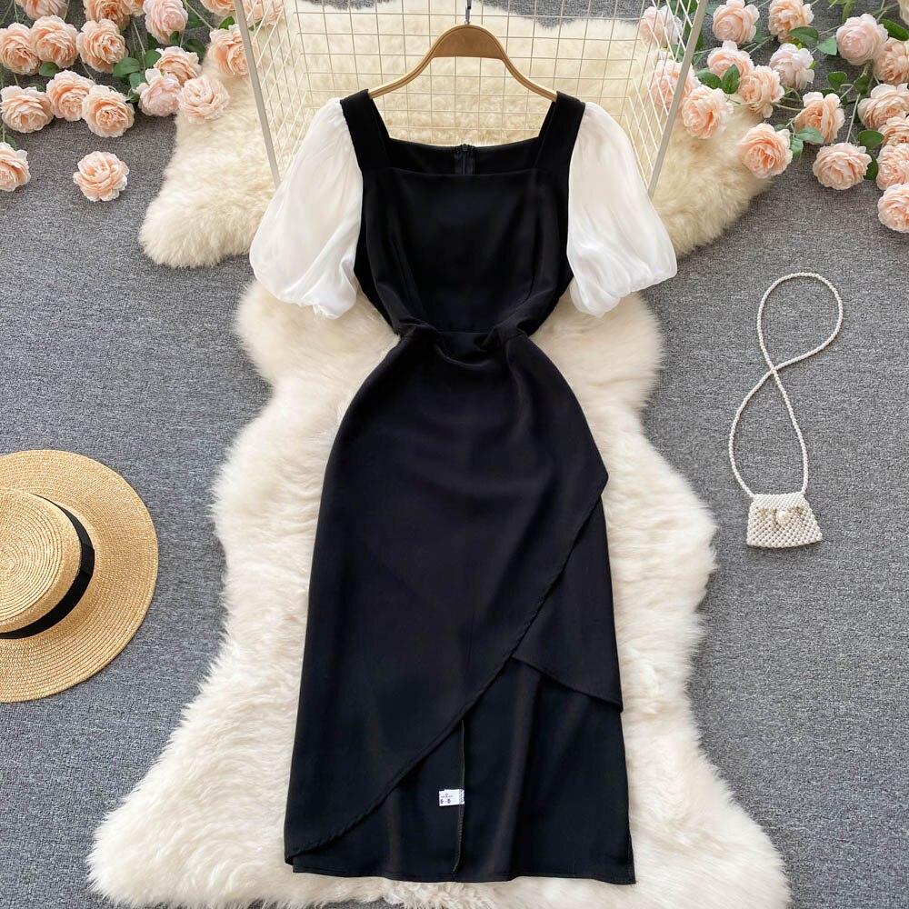 

2022 летнее корейское шикарное темпераментное платье средней длины с неравномерной талией и тонким контрастным рукавом-пузырем с квадратным вырезом