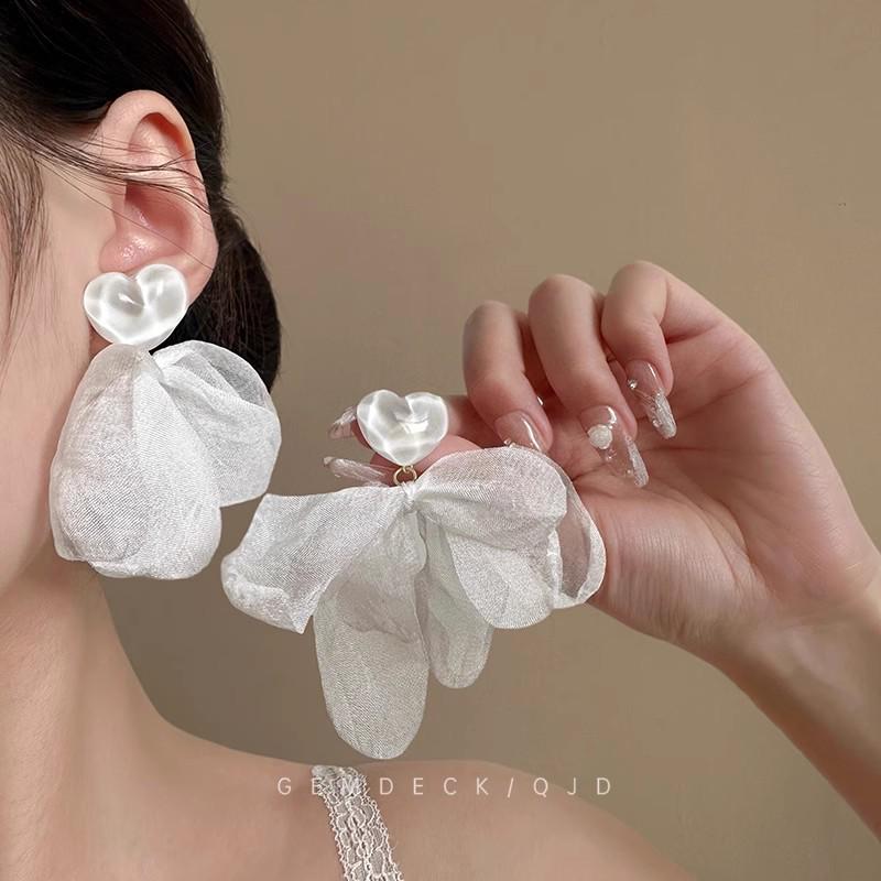 Luxurious European & American Diamond Tassel Stud Earrings for Evenings and Parties