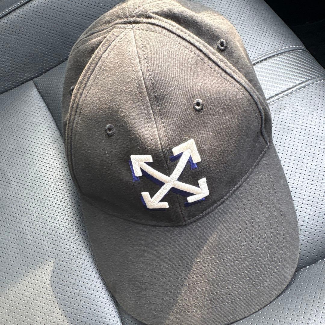 Used OFF-WHITE arrow logo cap