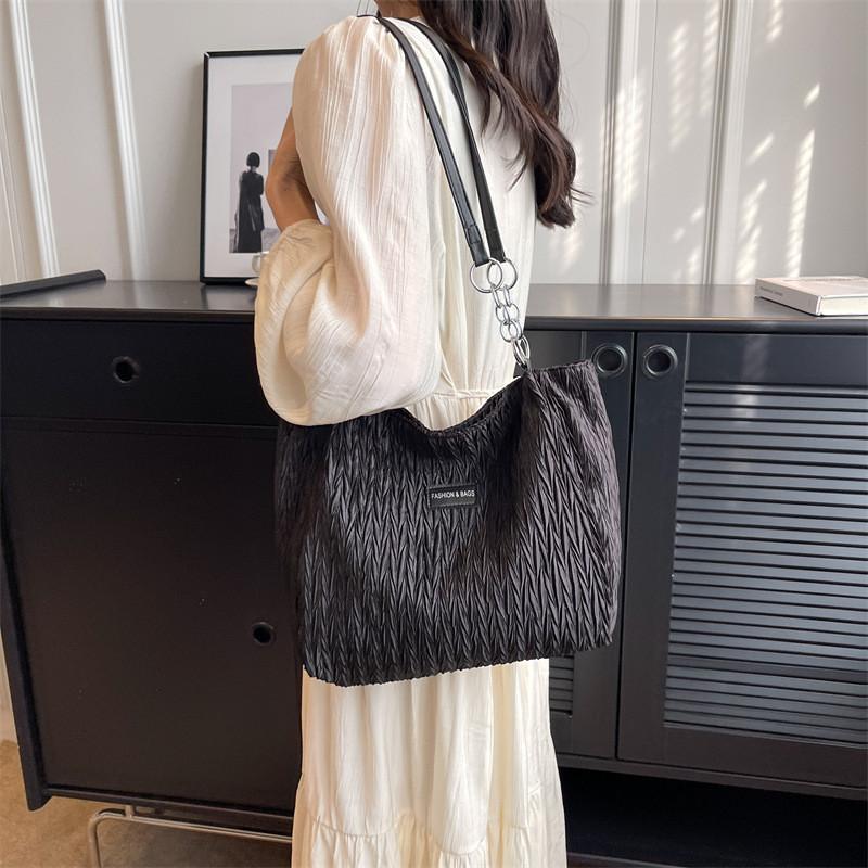 Fashionable Summer 2023 Canvas Tote Bag For Women Spacious And Trendy Shoulder Bag