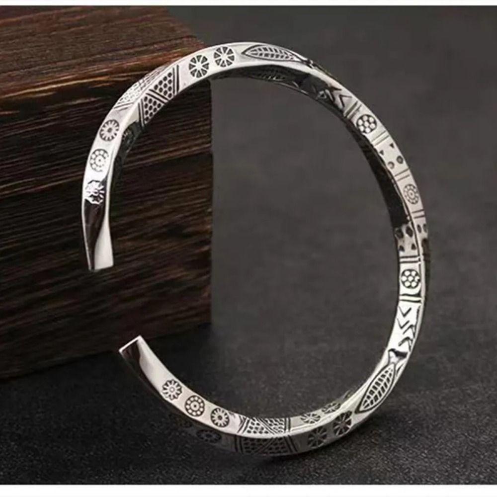 Adjustable Twist Armband Cuff Open Bracelet Opening Design Silver Color Fish Sleeve Bracelet  Gift