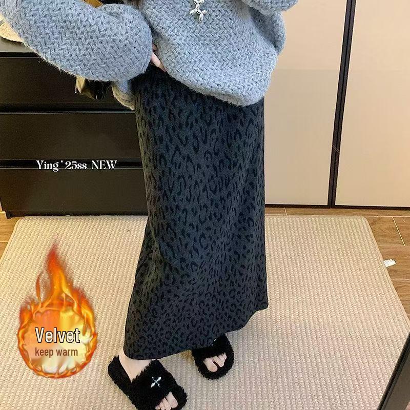 

2025 Winter New Arrival Women s Velvet Leopard Print Half Skirt: Versatile, Slimming, and Fashionably Thickened. L (Recommended 80-100 jin)
