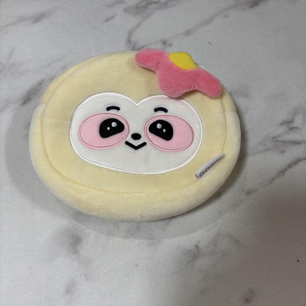 [USED] NiziU Ayaka Ano Face Pouch