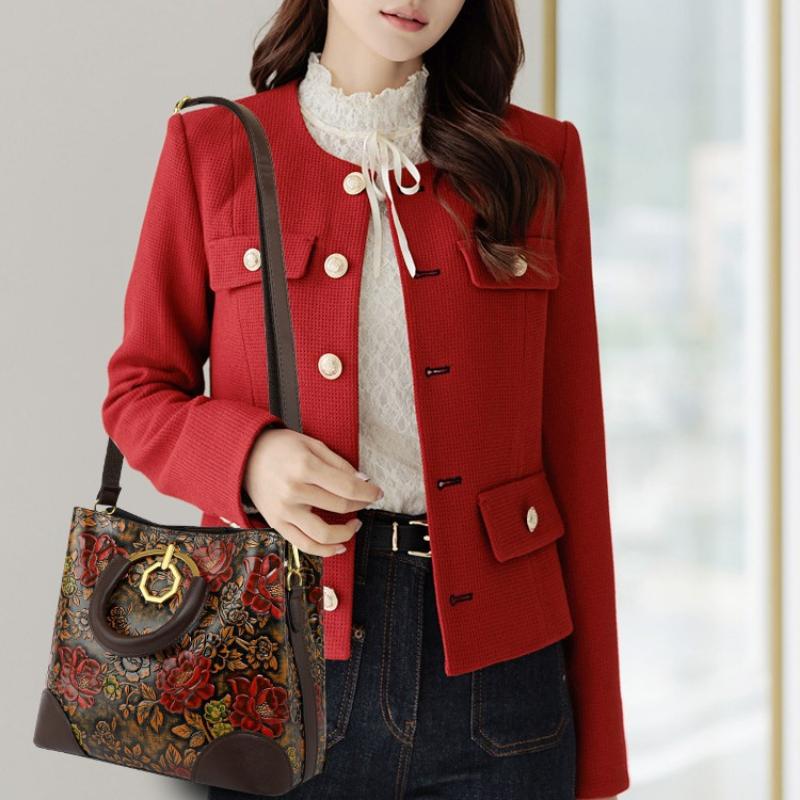 2025 New Embossed Pattern Fashionable Versatile Shoulder Crossbody Handbag