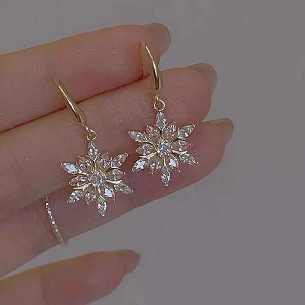 Korean Elegant Crystal Butterfly Drop Earrings for Women Long Tassel Dangle Earrings Wedding Party Jewelry Gift