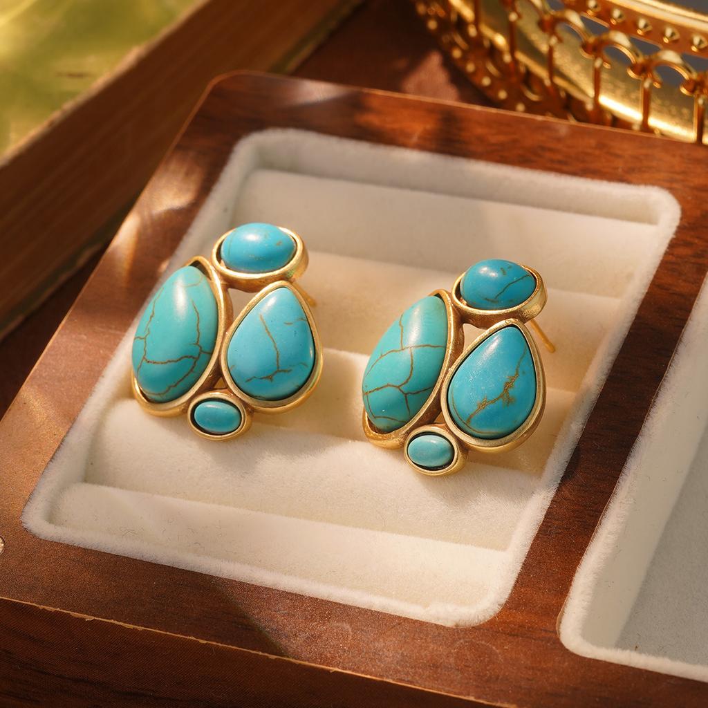 Medieval vintage Russian gold earrings turquoise temperament retro niche silver needle French stud earrings tiger eye ears