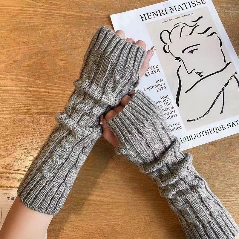Sleeves Winter Warm Long Sleeves Wrist Half Finger Design Touch Screen Fashion Decorative Clothing Accessories