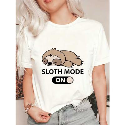 Niedliches Faultiermodus An Oversized T-Shirt Schwarz Cartoon Faultier und Text Design für Freizeitkleidung und faule Tage