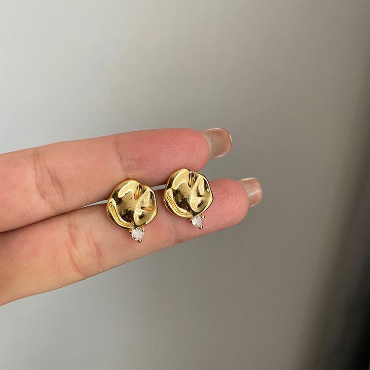 

Minimalist Gold-Plated Rhinestone Stud Earrings in Vintage Brass and 925 Sterling Silver