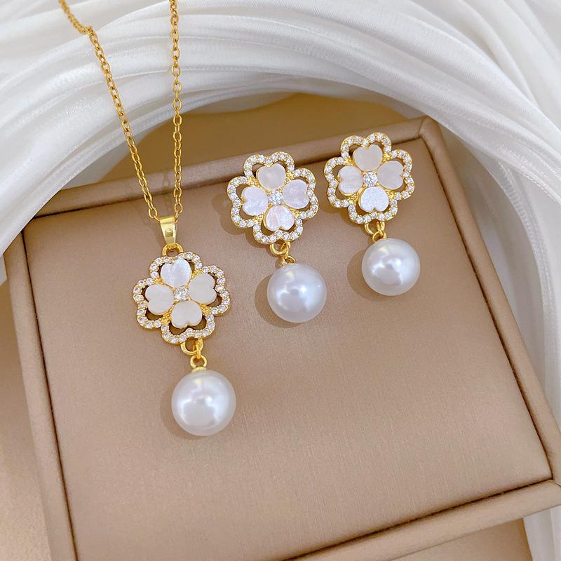 Full of Zirconium Exquisite Wind Copper Micro-inlaid Earrings Necklace Set Combination
