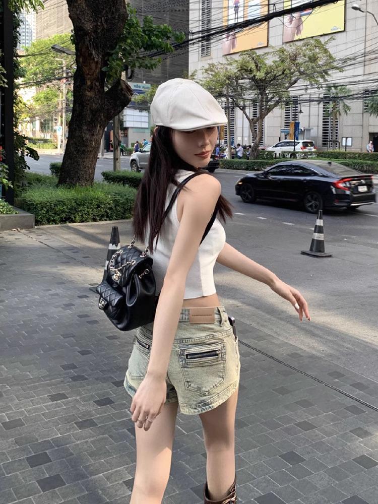 

Джинсовые шорты с высокой талией и потертостями - Женская летняя коллекция 2025, Приталенные шорты-хот-пэнт прямого кроя Large