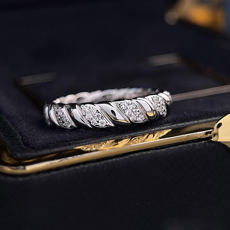 

S925 Silver Ribbon Inlaid Diamond Zircon Ring Size 5