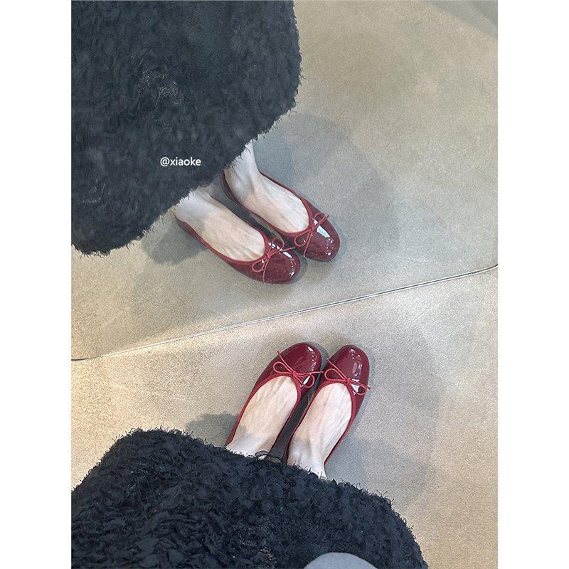 Red Single Shoes Female Cute Round Head Spring Shallow Mouth Simple Bow Flat Beanie Shoes Lazy Little Red Shoes