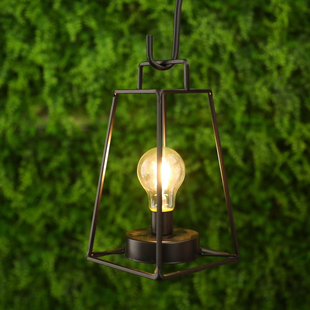 Simple Design Led Cordless Table Lamp Battery Operated Bedside Lamp Black Metal Portable Nightlight for Decoration and Gift
