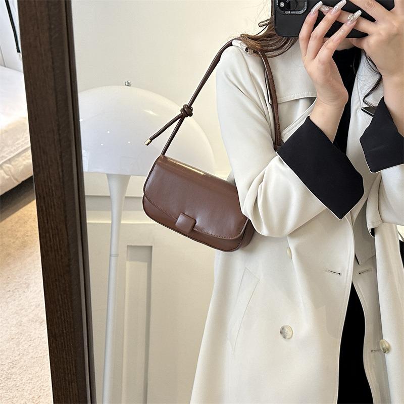 Fashion Versatile Temperament Women's Bag New Simple Casual Shoulder Bag Solid Color Flip Simple Messenger Small Square Bag