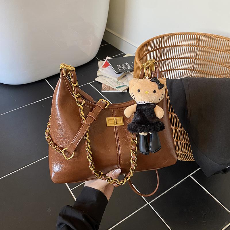 Fashion Underarm Bag Women's 2025 Autumn and Winter New Retro Niche Chain Shoulder Bag Korean Solid Color Commuter Messenger Bag