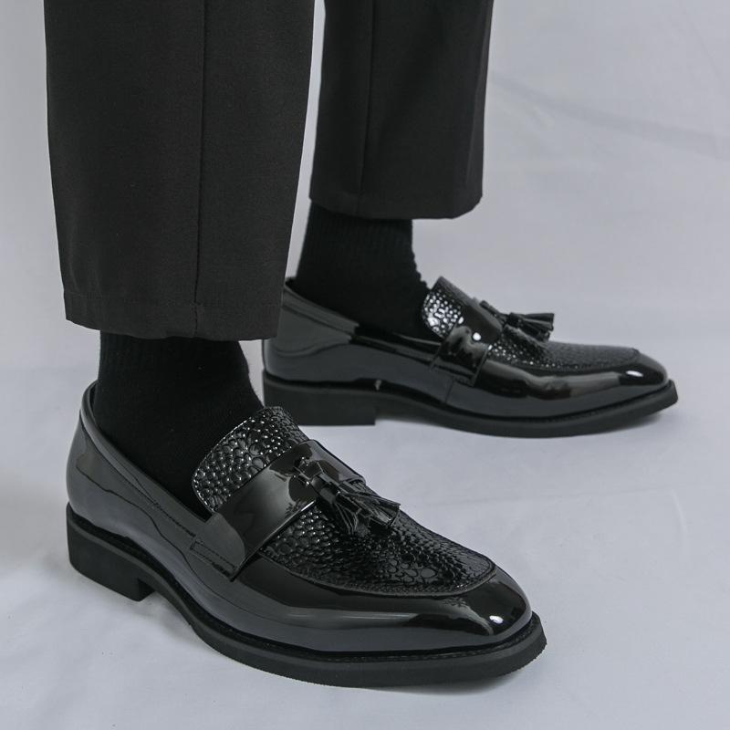 Large Size New Tassel Casual Leather Shoes Four Seasons Foot Cover Business Dress