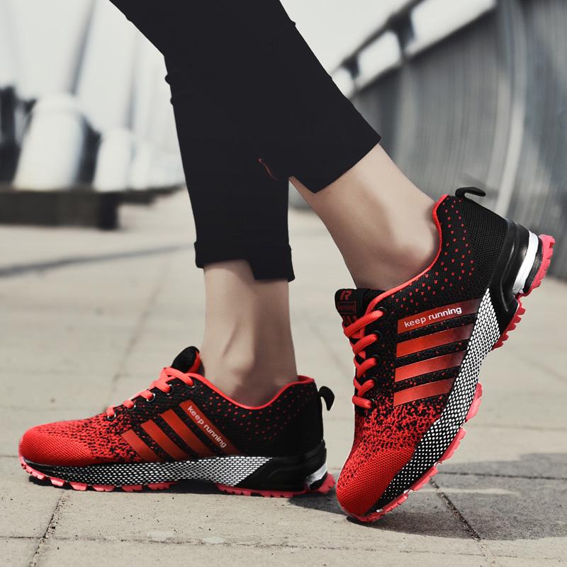 Zapatos deportivos transpirables ultraligeros para hombre y mujer, cómodas zapatillas de deporte de malla 35-47