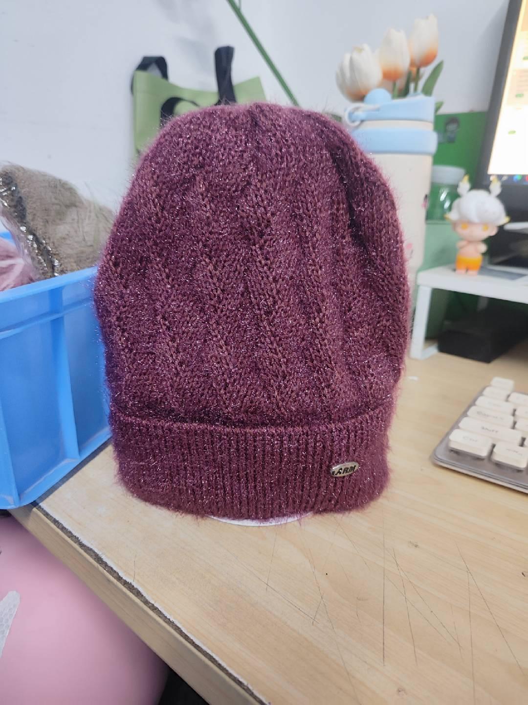 

Men s Winter Knit Hats Soft Stretch Cuff Beanies Cap Comfortable Warm SlouchyHat Outdoor Riding Knitted Cap For Women