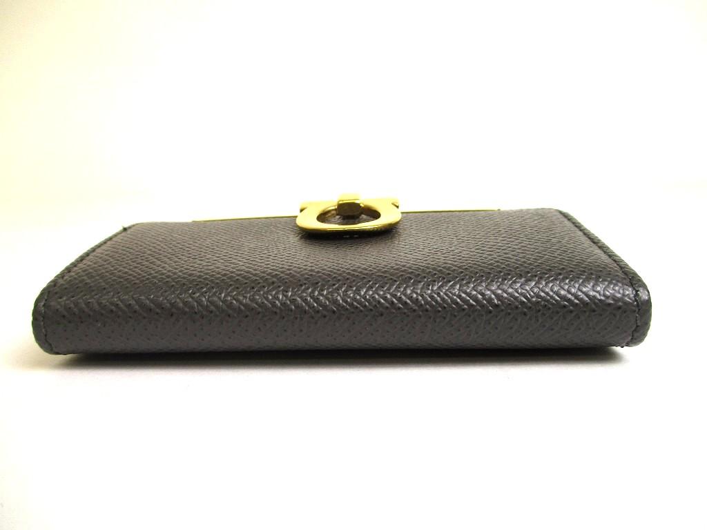 Authentic Salvatore Ferragamo Gray Black Leather Business Card Holder #a746  Refurbished