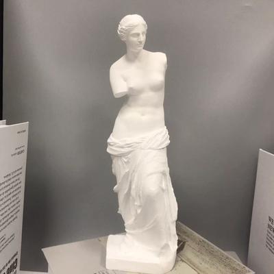 European Broken Arms Venus Plaster Statue Resin Decoration Home Room Table Sculpture Ornaments Study Office Desk Figurine Crafts