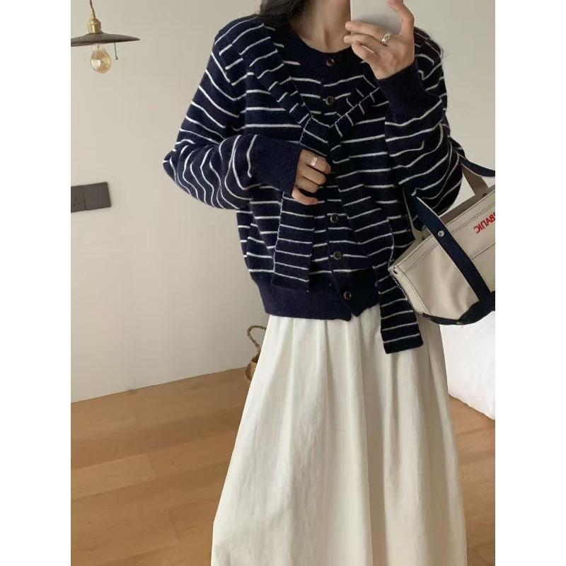 

Поддельный двухпредметный полосатый вязаный кардиган для женской осени и зимы, новый дизайн, повседневный свободный свитер-жакет для женщин One size темно-синий