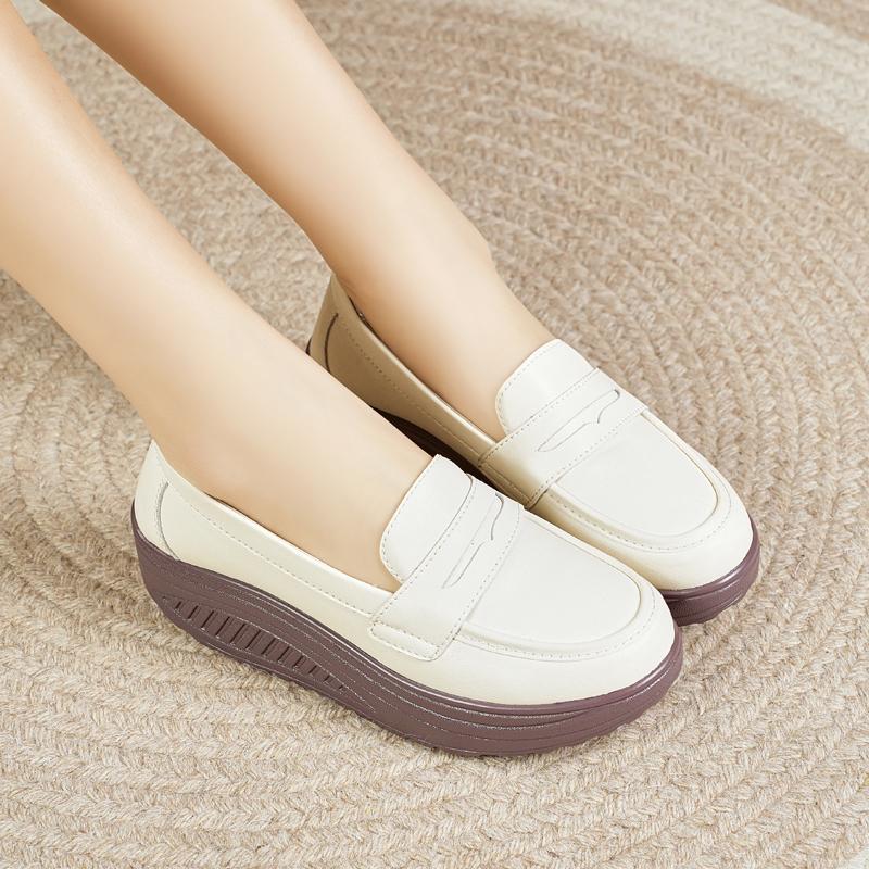Ladies Platform Loafers Casual Elegant Black Leather Women Height Increase Thick Sole Shake Shoe for Mother