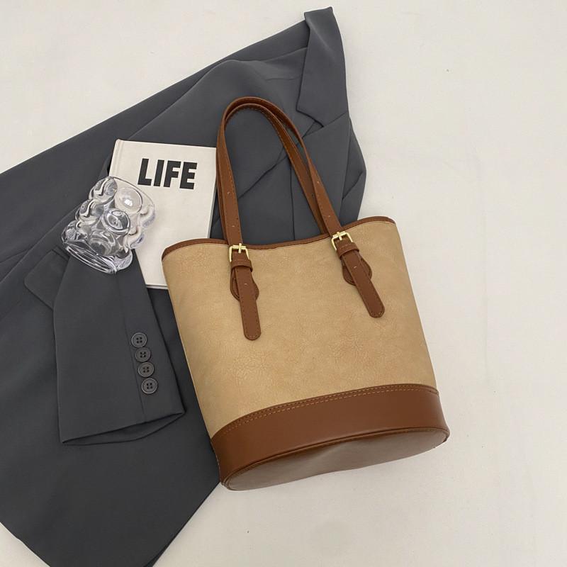 Ielgy Hand-Carrying Simple Casual Bucket Bag High-End Fashionable Shoulder Bag