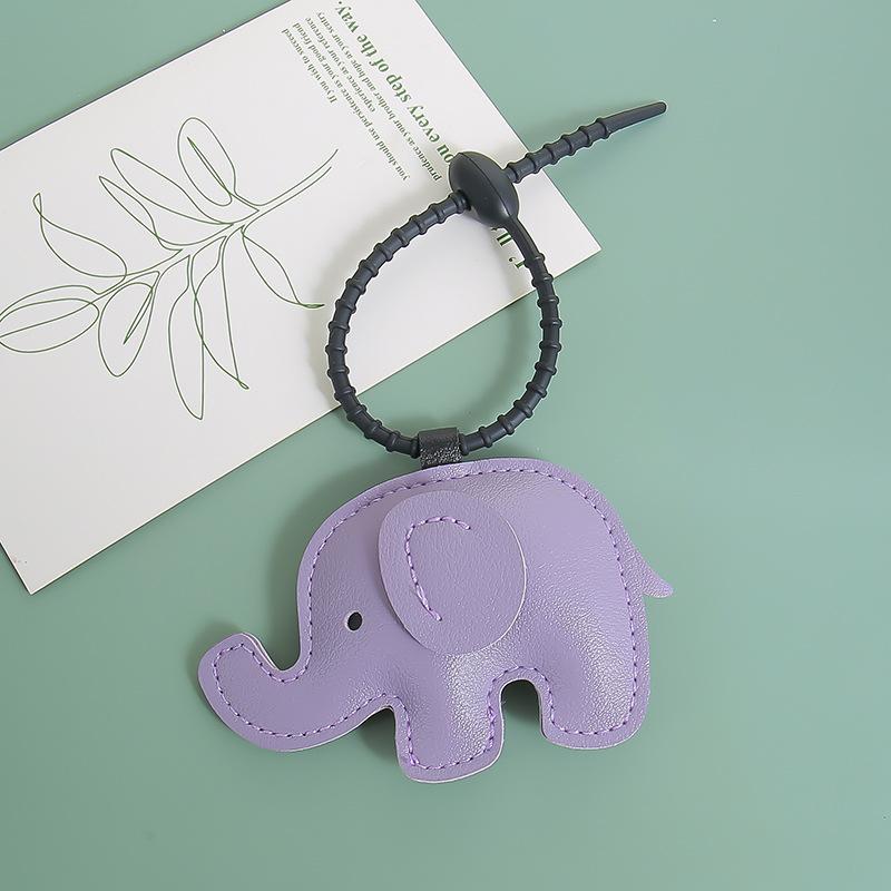 1Pcs Leather Animal Pendant Cartoon Elephant Keychain For Women Bag Charm Decoration Key Chain Holder Gift