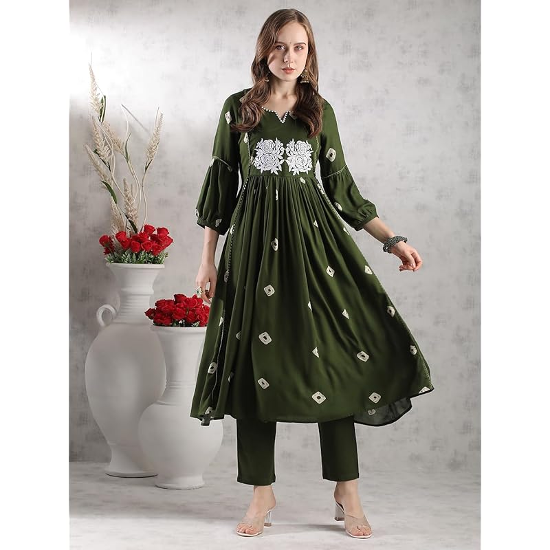 GoSriKi Women s Rayon Blend Anarkali Printed Kurta with Pant (ANVESHI METHI-VKS03-GS_S_Green_Small) S зелёный