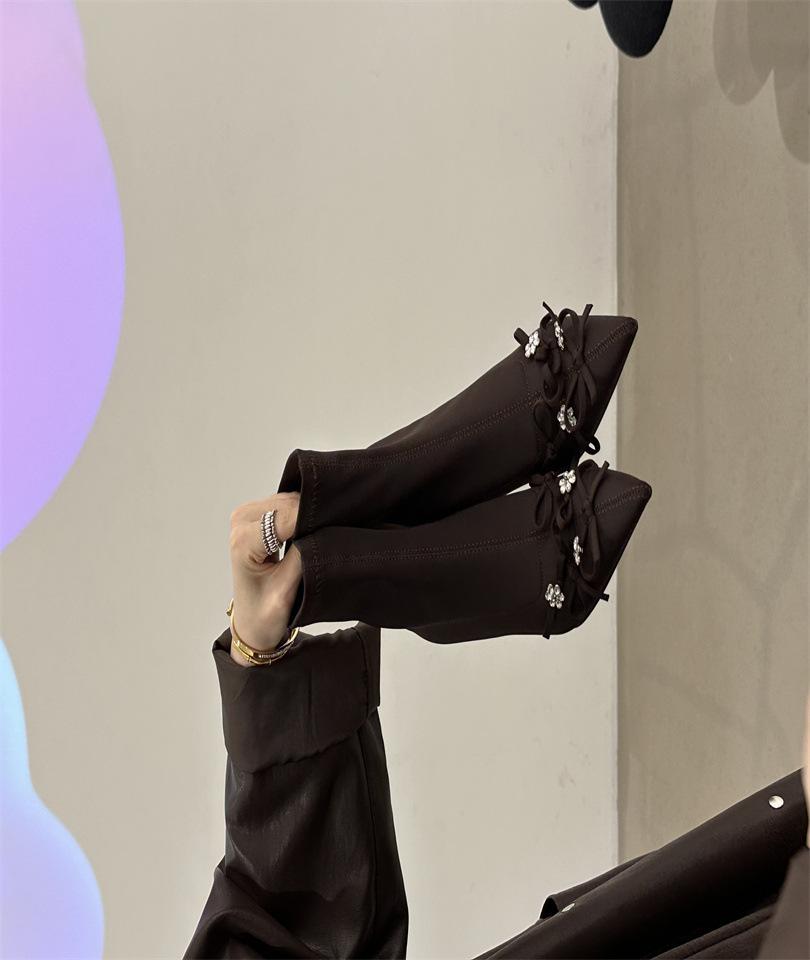 

Осень-зима 2025 новые остроносые туфли на тонком каблуке европейская и американская мода высокий каблук короткие сапоги 39 темно-коричневого