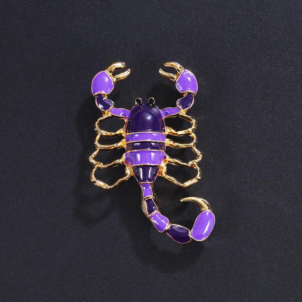 Elegant Scorpion Brooch: High-End Enamel Alloy Pin for Men's Suits