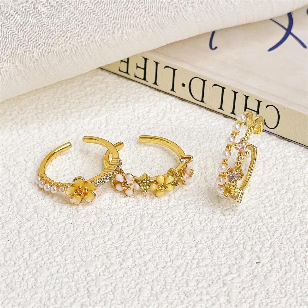 Gold Flower Diamond Zir*****Pen Ring Fashion Flower Niche Design Retro Elegant High Sense Ring Female