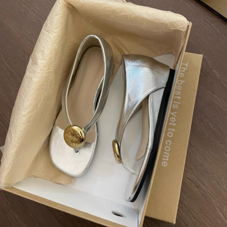 

Soft leather version! 5cm inner height increase metal round buckle toe sandals women s summer 2025 new silver cool slippers 40
