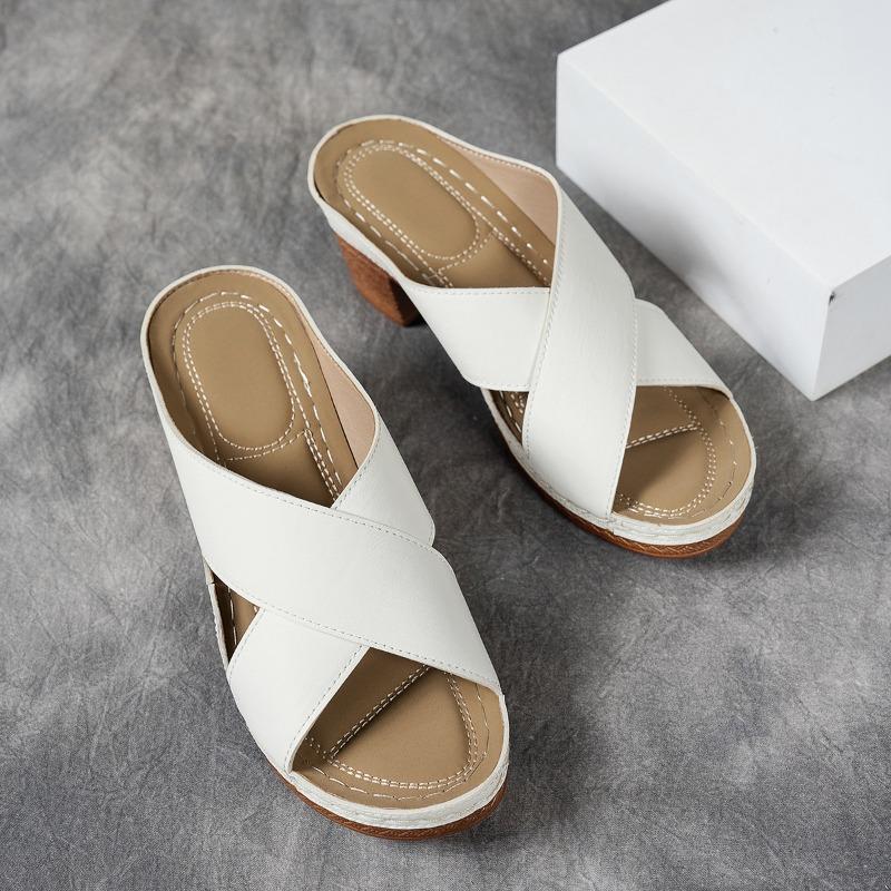 Большие размеры С открытым носком Шлепанцы на высоком каблуке Женская обувь Толстый каблук Сандалии 36 белый 1684₽