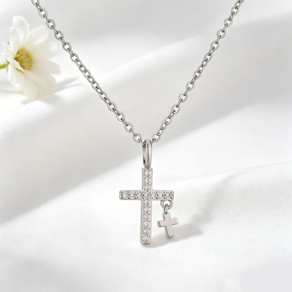 European and American Niche Cross Necklace Pendant Female, Simple Copper Plated 18k Color-preserving Zirconium Pendant Jewelry