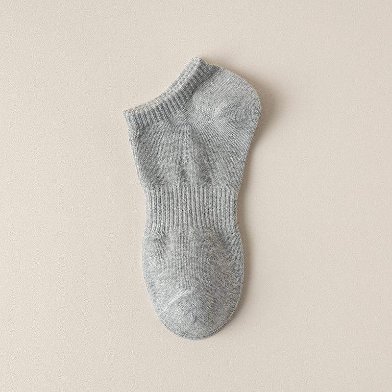 

Летние тонкие мужские дышащие носки-лодочки, мужские влагоотводящие и устойчивые к запаху деловые спортивные носки 1 pair серый