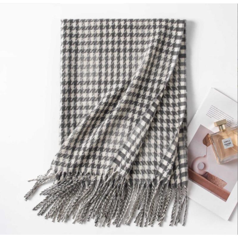 Autumn and Winter Korean Style Houndstooth Plaid Contrasting Thickened Scarf for Female Couple Simple and Versatile Temperament Warm Scarf