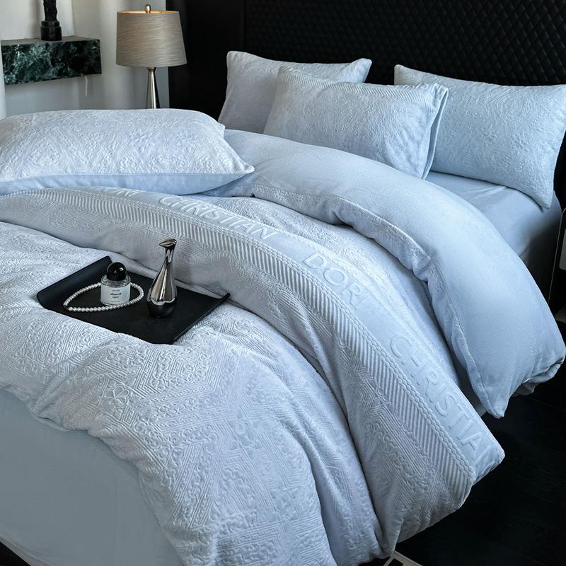 Milk Fleece Four-piece Set, Thickened Carved Fleece, Bed Sheet Quilt Cover, Bed Three-piece Set