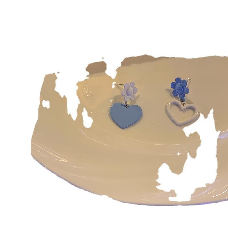 2024 Asymmetrische Blaue Perlenohrringe: High-End Koreanischer Stil Trend