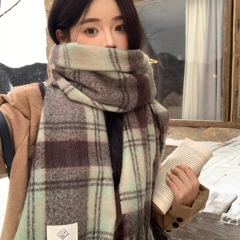 Mint green small fresh imitation cashmere scarf women's literary plaid versatile winter warm couple shawl